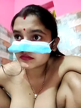 Sexy Sonniyaa online show from April 5, 6:47 pm