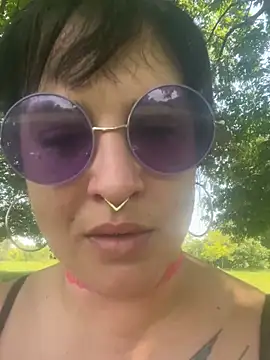 Xlilli69X online show from May 27, 12:23 pm