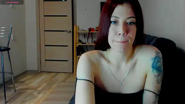 ooopsybritney online show from March 18, 7:59 pm