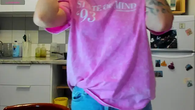 ooopsybritney online show from March 26, 2:48 pm