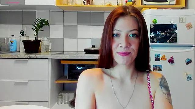 ooopsybritney online show from March 28, 3:46 pm