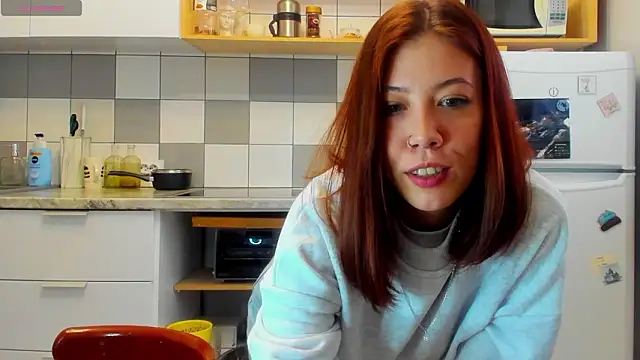 ooopsybritney online show from March 25, 1:10 pm