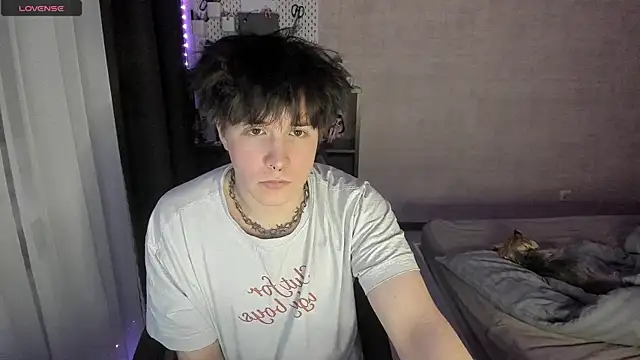 Snapshot of MIya_Chinen chatting on March 3, 5:53 pm MIya Chinen online show from March 3, 5:53 pm