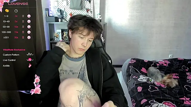 MIya Chinen online show from March 15, 7:15 am