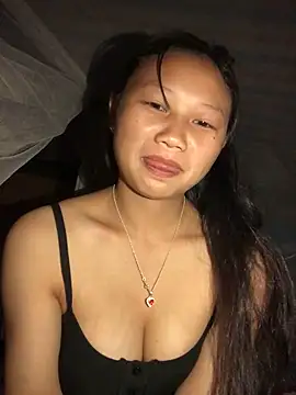 Snapshot of TieuVy99 chatting on March 4, 9:17 am TieuVy99 online show from March 4, 9:17 am