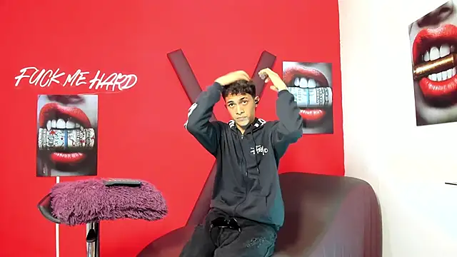 SKYN MAN online show from March 25, 1:28 am