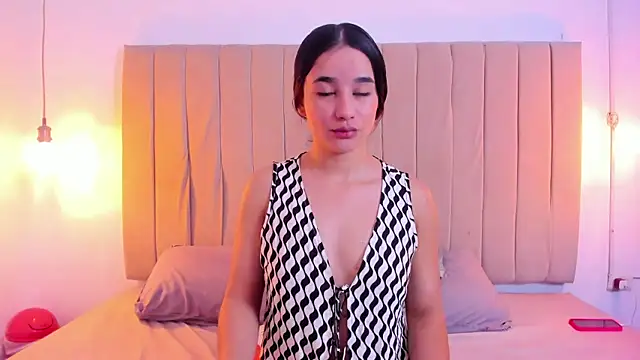 karina foxi online show from April 3, 12:55 pm