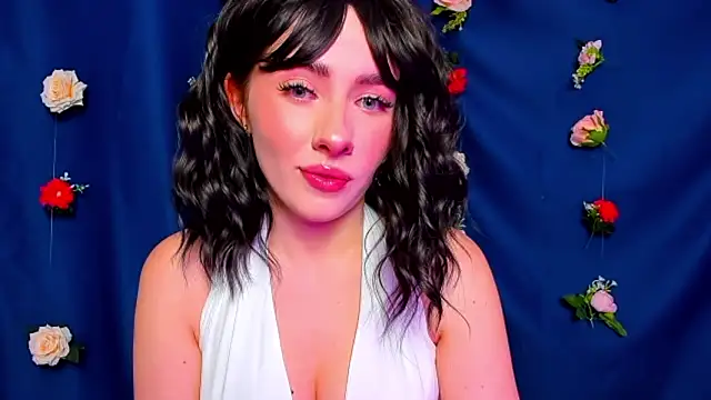 Aria Montclair online show from March 9, 8:45 pm