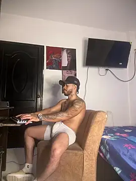 Kenny romano online show from April 3, 4:13 pm