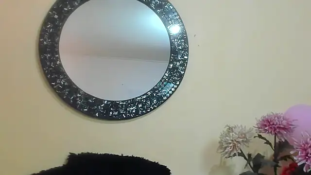 Maye Milf  online show from April 18, 1:02 pm