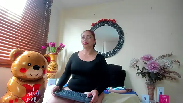 Maye Milf  online show from March 25, 12:48 pm