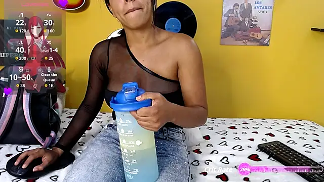 lilithevil32 online show from March 5, 2:08 am