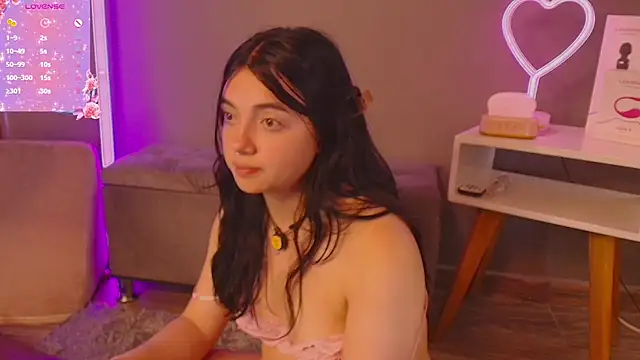 Im Elaris online show from April 15, 7:58 pm