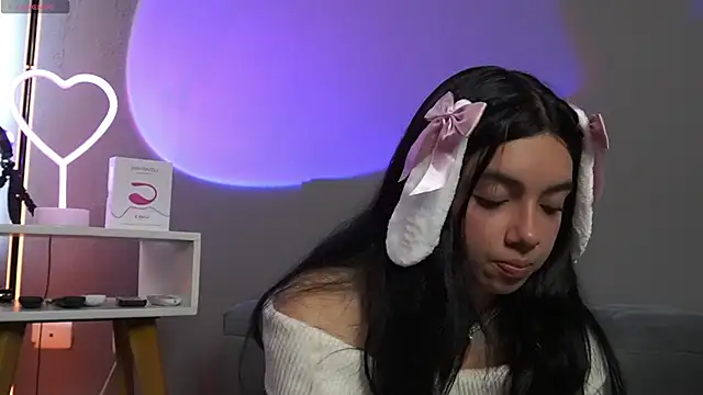 Im Elaris online show from March 13, 2:33 pm