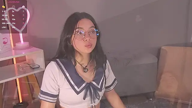 Im Elaris online show from April 4, 2:56 pm