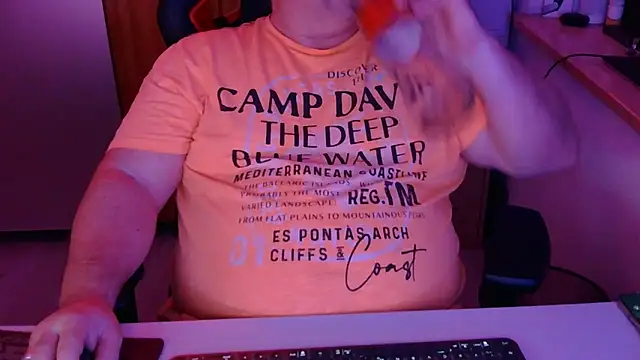 Snapshot of Blase_Hase123 chatting on March 3, 6:26 pm Blase Hase123 online show from March 3, 6:26 pm