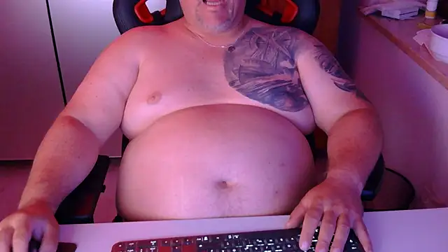 Snapshot of Blase_Hase123 chatting on May 18, 8:13 pm Blase Hase123 online show from May 18, 8:13 pm