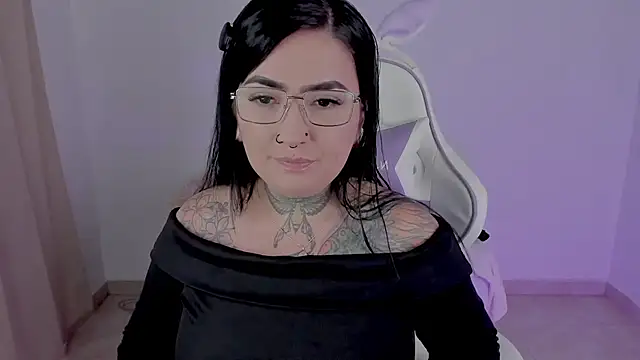 heeyy kitty online show from April 13, 4:33 pm
