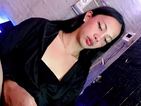 April Slut29 online show from April 11, 8:12 pm