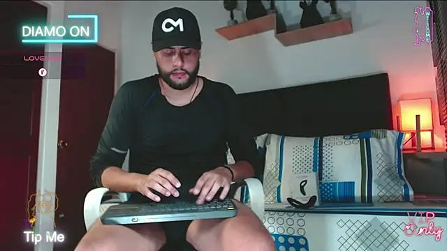 daniel hunther online show from March 16, 2:21 pm