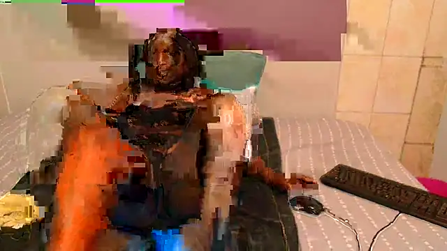 CocoBerryZA online show from April 8, 3:08 am