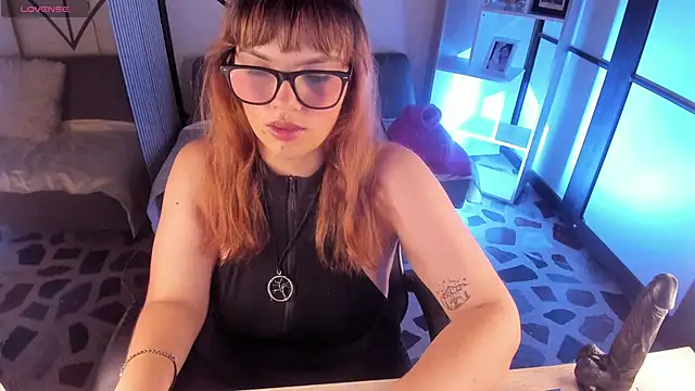 kittyBlossom 1 online show from June 30, 9:15 pm