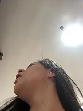 Geovana blan online show from April 13, 11:47 am