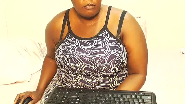 Busty42DDZA online show from May 25, 3:55 pm