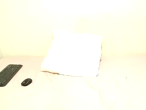 Busty42DDZA online show from May 27, 8:43 am