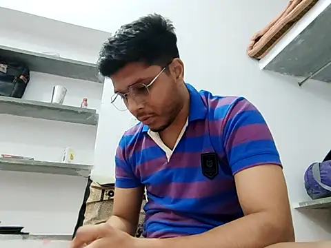 Snapshot of boyzyzk chatting on March 3, 7:21 pm boyzyzk online show from March 3, 7:21 pm