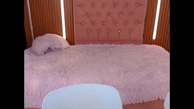 Snapshot of vicky_wel chatting on May 30, 6:46 pm vicky wel online show from May 30, 6:46 pm
