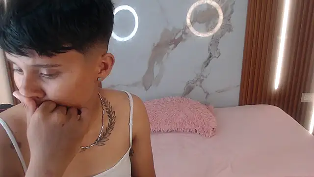 vicky wel online show from March 20, 7:59 pm