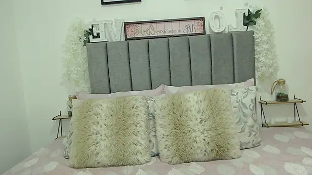 OliviaValentti online show from March 26, 1:26 am