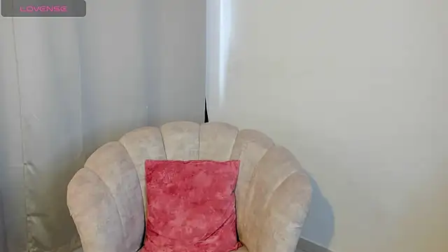 IVONE ASHAR online show from April 14, 2:22 pm