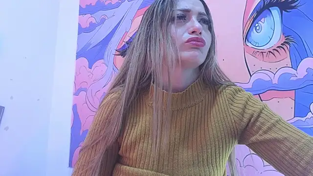 Caroline hernandes online show from June 10, 12:28 pm