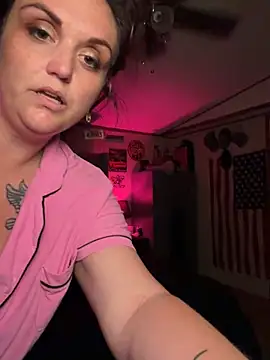 southernbelle4u online show from April 13, 12:25 am