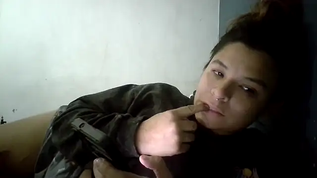 KendraBoss online show from April 14, 3:00 am