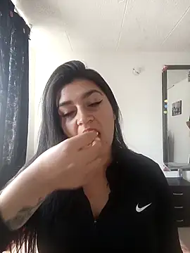 sckarlet1 online show from April 12, 9:40 pm