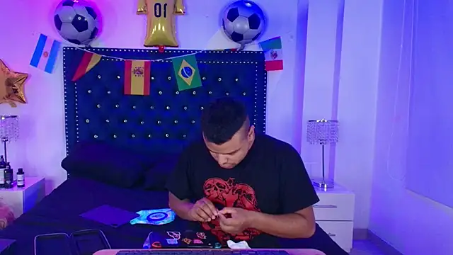 TarlyWho online show from July 9, 11:42 am
