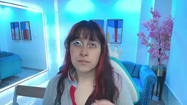 TarlyWho online show from March 26, 3:05 am