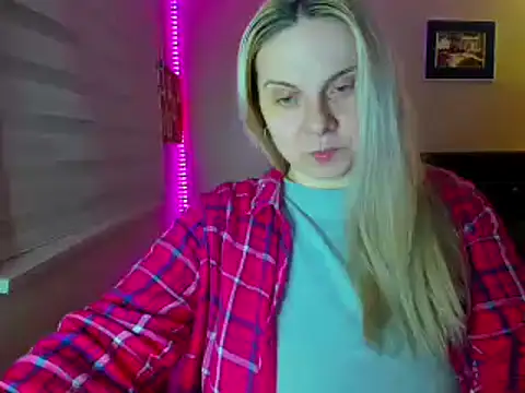 callme iva online show from April 1, 11:33 am