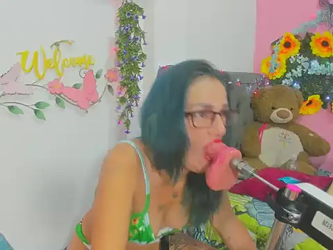 Sexy liz 1 online show from March 31, 2:41 pm