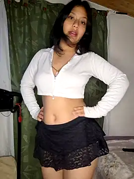 xanthenyx  online show from March 29, 8:16 am