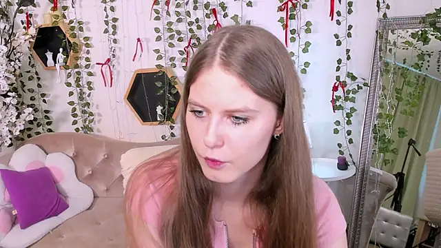 XAnytikKetX online show from March 12, 1:37 pm