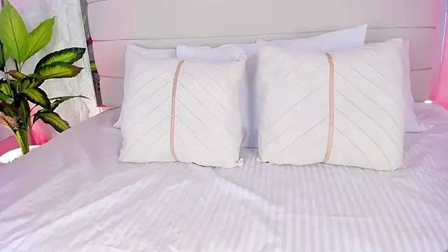 AitanaNoa online show from April 8, 8:10 pm