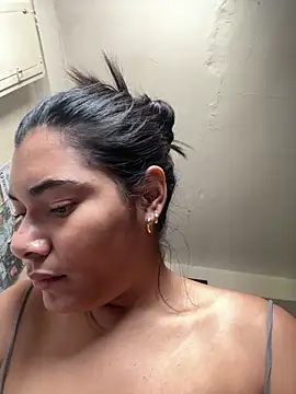 Sweetroseof online show from March 31, 4:42 pm