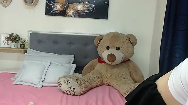 Celeste  London online show from April 5, 5:41 pm