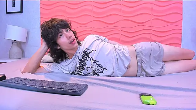 Erick Ferrer online show from April 6, 7:37 pm