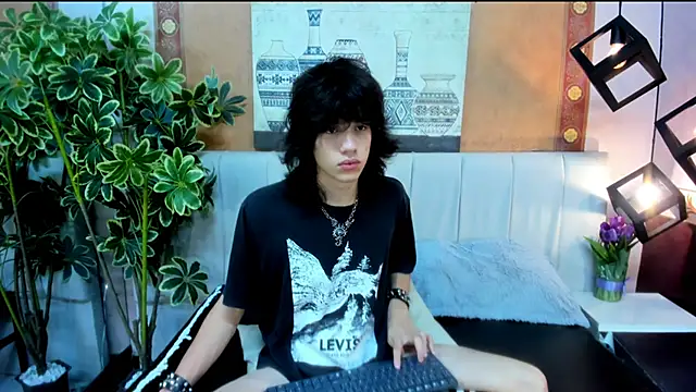Erick Ferrer online show from June 11, 3:47 am