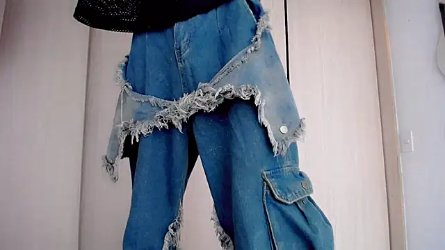 Snapshot of Darksweet_jack chatting on June 6, 5:07 pm Darksweet jack online show from June 6, 5:07 pm